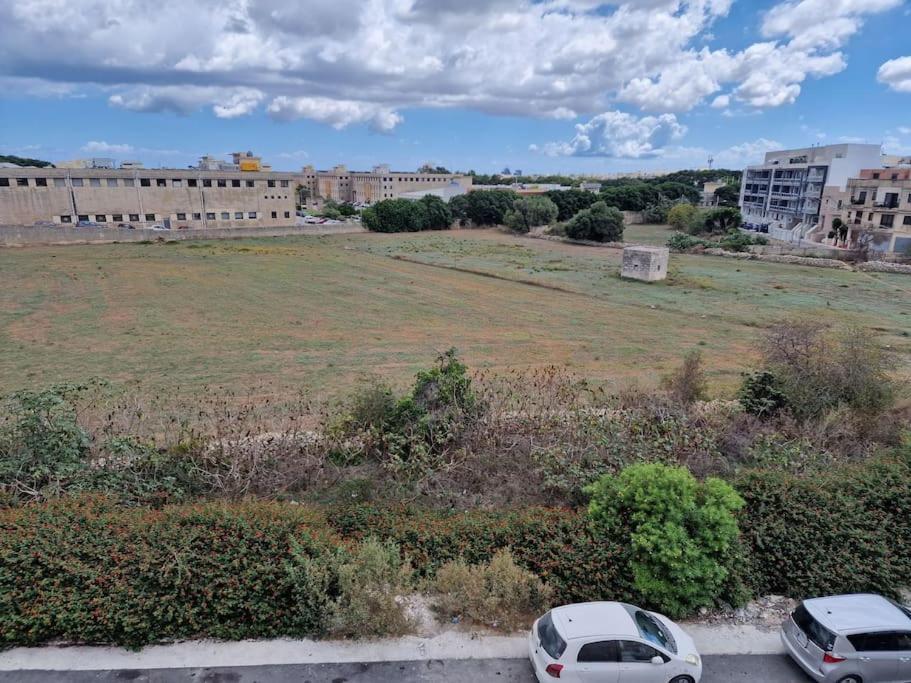 Enjoy And Relax Apartment Mosta Bagian luar foto